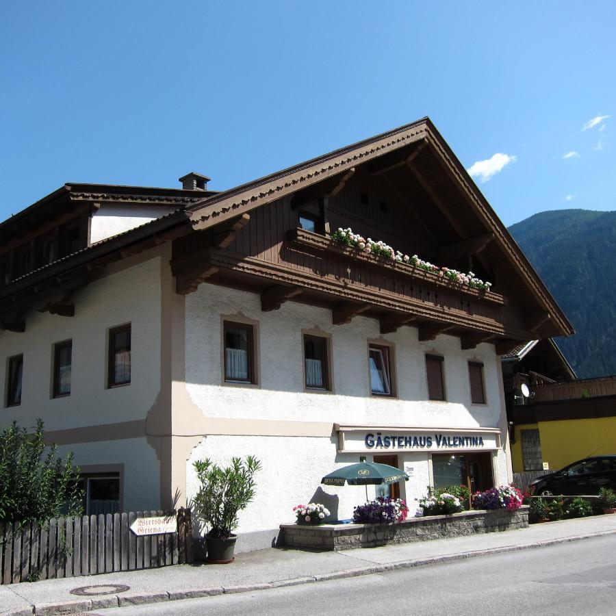 Gaestehaus Valentina Mayrhofen Exterior foto