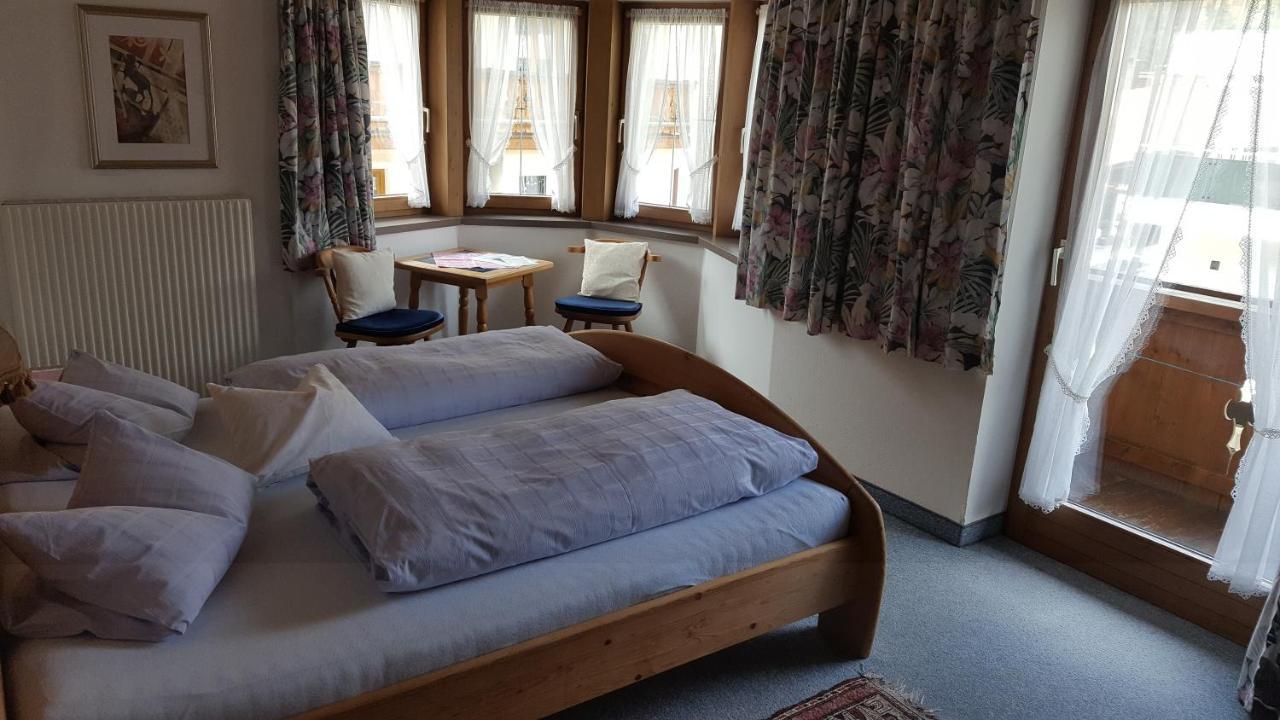 Gaestehaus Valentina Mayrhofen Exterior foto